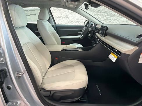 New 2026 Hyundai Sonata SEL FWD image 11