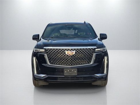 Used 2023 Cadillac Escalade ESV Premium Luxury image 2