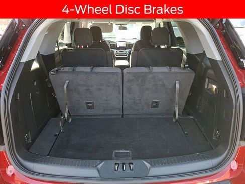 Used 2022 Ford Explorer XLT w/ Class IV Trailer Tow Package image 28