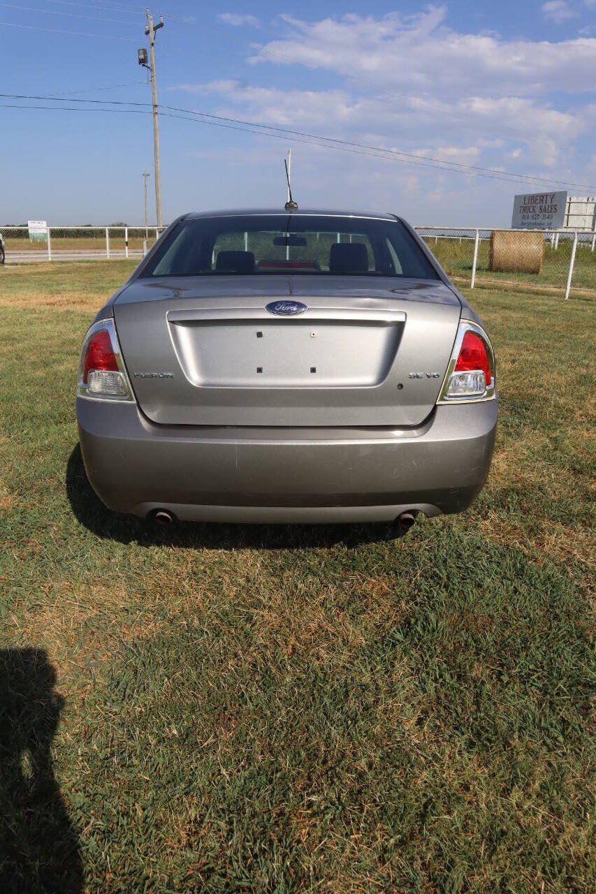 Used 2008 Ford Fusion SE FWD image 8