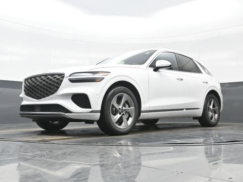 New 2026 Genesis GV70 2.5T Advanced image 13