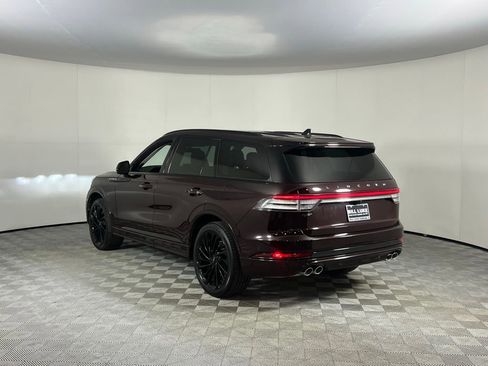 Used 2023 Lincoln Aviator Reserve w/ Equipment Group 201A image 8