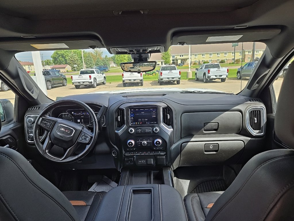 Used 2021 GMC Sierra 1500 AT4 w/ AT4 Premium Package AWD/4WD image 16