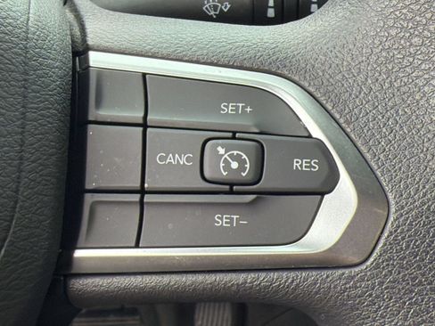 Used 2024 Jeep Compass Sport AWD/4WD image 21