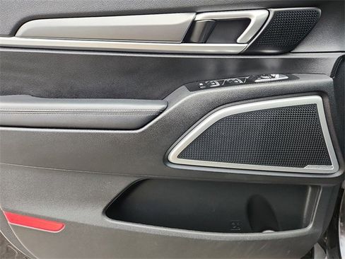 Used 2022 Kia Telluride S image 14