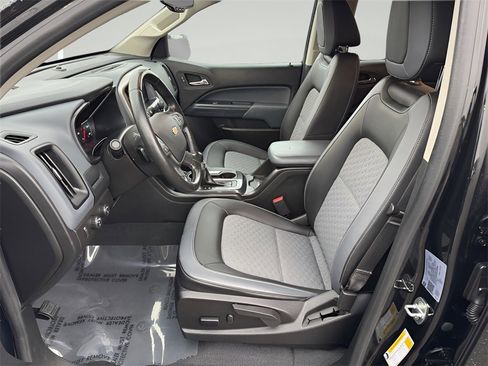 Used 2022 Chevrolet Colorado Z71 image 10