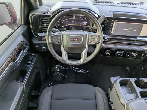 Used 2024 GMC Sierra 1500 Elevation AWD/4WD image 13