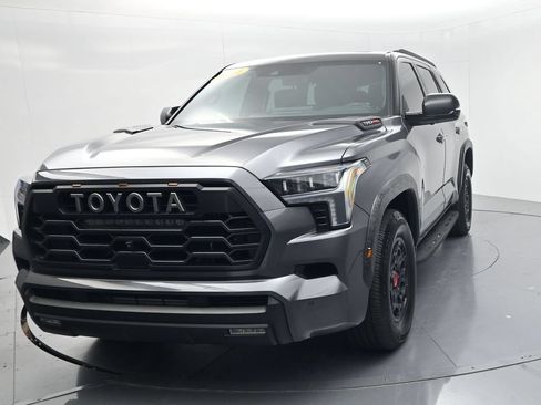 Used 2024 Toyota Sequoia TRD Pro AWD/4WD image 3