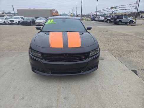 Used 2020 Dodge Charger SXT w/ Leather Interior Group image 3