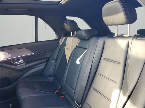Used 2021 Mercedes-Benz GLE 580 4MATIC image 19