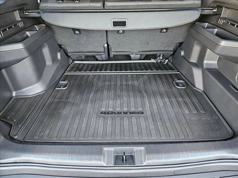 Used 2025 Toyota 4Runner TRD Off-Road Premium image 6