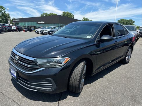 Used 2022 Volkswagen Jetta SE FWD image 5
