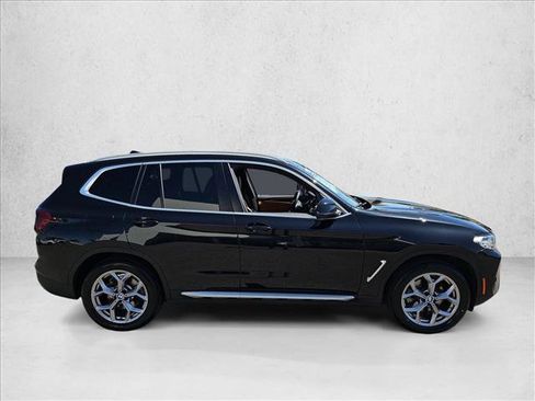 Certified 2024 BMW X3 xDrive30i w/ Premium Package AWD/4WD image 4
