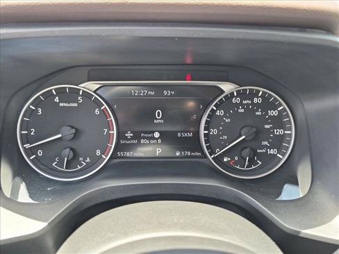 Used 2022 Nissan Rogue SV FWD image 11