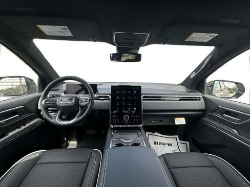 New 2026 GMC Sierra EV Elevation w/ LPO, Elevation Dark Package image 19