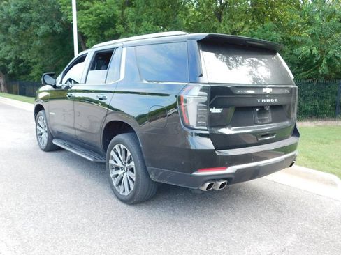 Certified 2025 Chevrolet Tahoe High Country AWD/4WD image 3