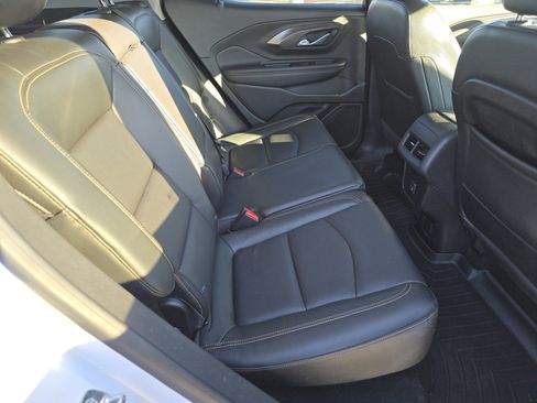 Used 2019 GMC Terrain SLT w/ Preferred Package image 22