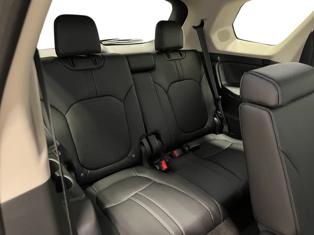 New 2026 Honda Pilot Touring image 28