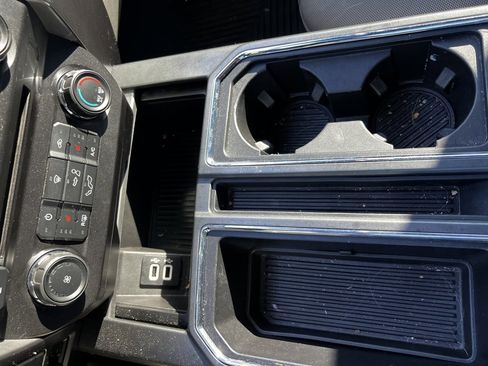 Used 2018 Ford F150 XLT w/ Equipment Group 302A Luxury image 17