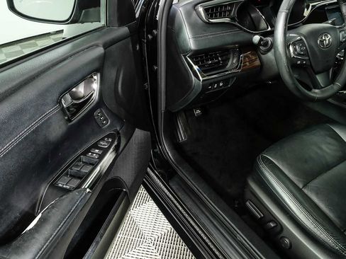 Used 2014 Toyota Avalon XLE Touring FWD image 7