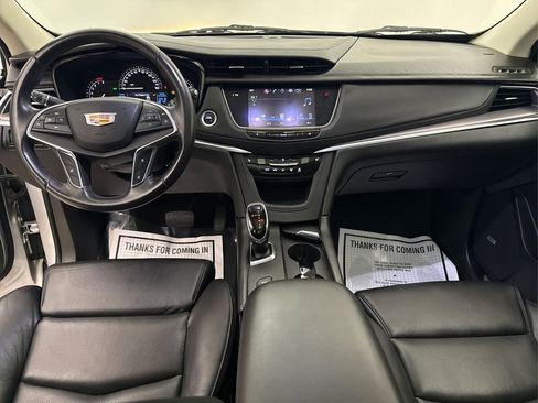 Used 2017 Cadillac XT5 Luxury image 27