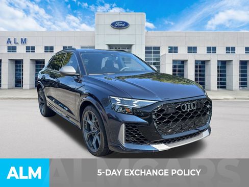 Used 2025 Audi RS Q8 performance image 4