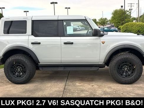 New 2026 Ford Bronco Badlands AWD/4WD image 29