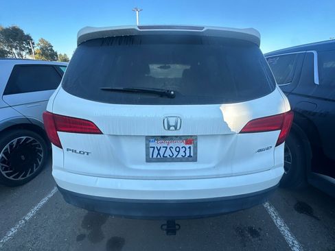 Used 2017 Honda Pilot EX-L image 4