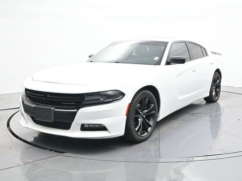 Used 2016 Dodge Charger SXT w/ Plus Group image 1
