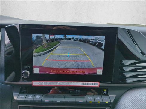 New 2026 Toyota Camry SE image 13