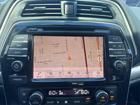 Used 2019 Nissan Maxima 3.5 SV w/ Floor Mat Group FWD image 11