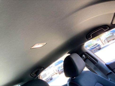 Used 2022 Honda Civic Sport image 13