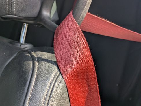 Used 2019 Dodge Challenger SRT Hellcat image 23