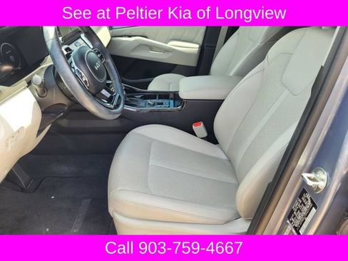 Used 2023 Kia Sorento SX AWD/4WD image 16