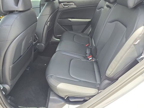 New 2026 Kia Sportage EX FWD image 17