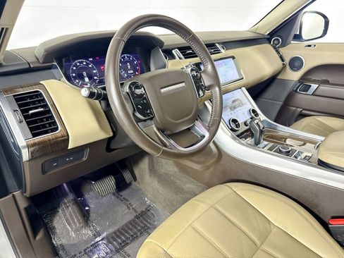 Used 2019 Land Rover Range Rover Sport HSE image 11