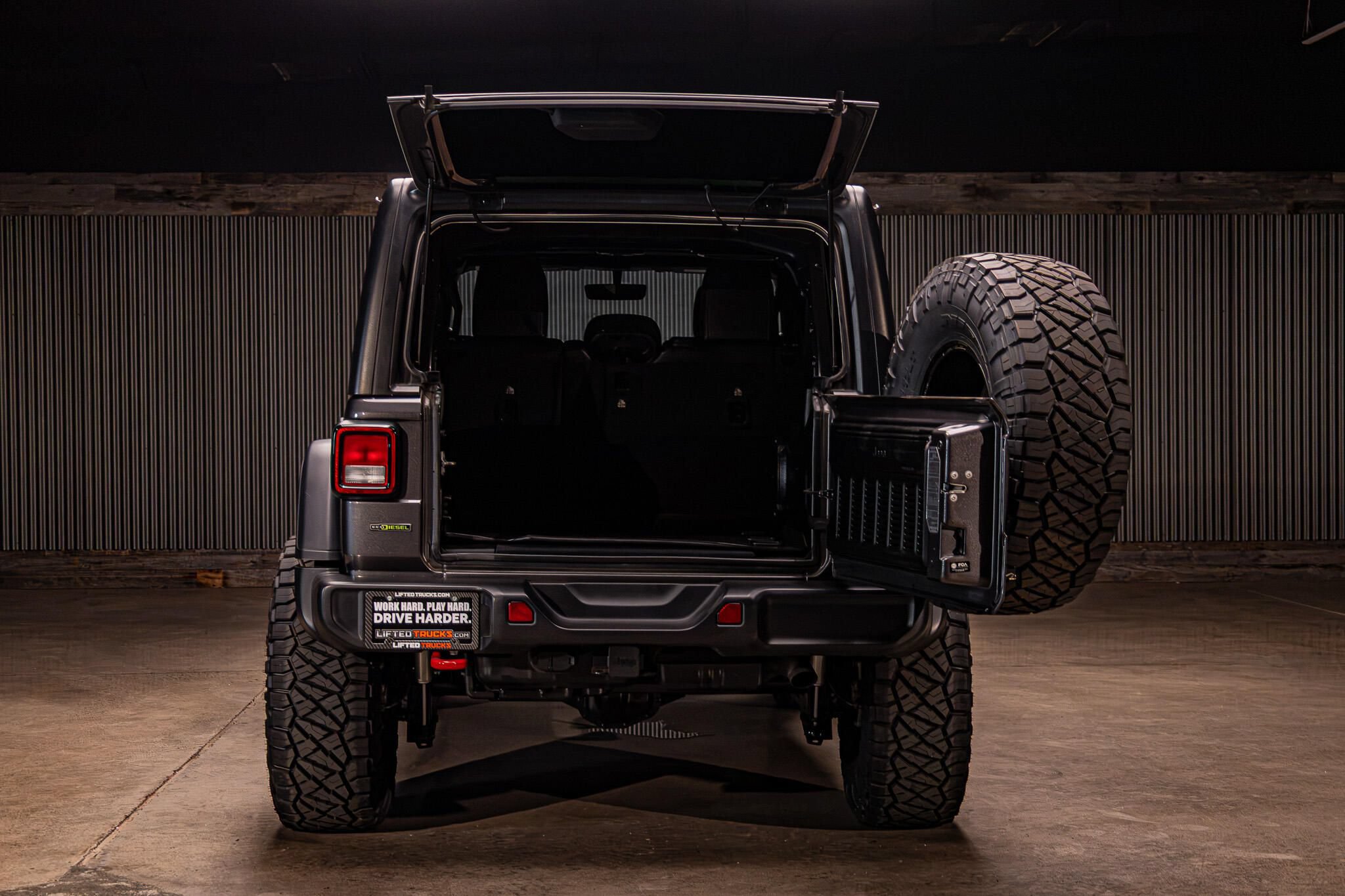 Used 2021 Jeep Wrangler Unlimited Rubicon AWD/4WD image 12