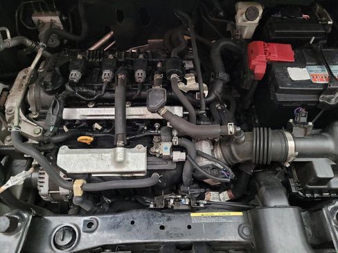 Used 2021 Nissan Kicks S FWD image 30