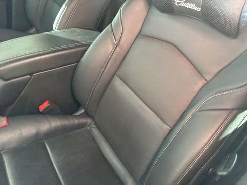 Used 2023 Cadillac XT4 Premium Luxury w/ Technology Package image 4