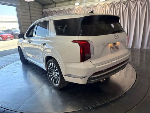Used 2024 Hyundai Palisade Calligraphy FWD image 7