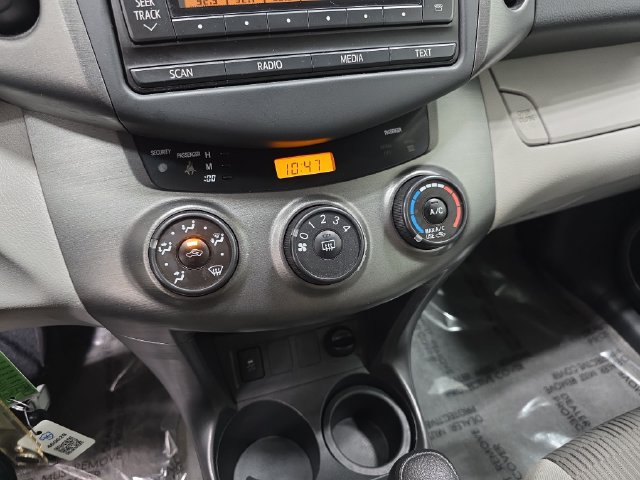 Used 2012 Toyota RAV4 4WD w/ Value Pkg image 22