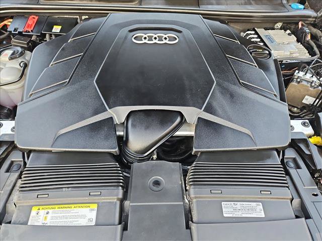 Used 2020 Audi Q8 Premium Plus w/ Premium Plus Package AWD/4WD image 24