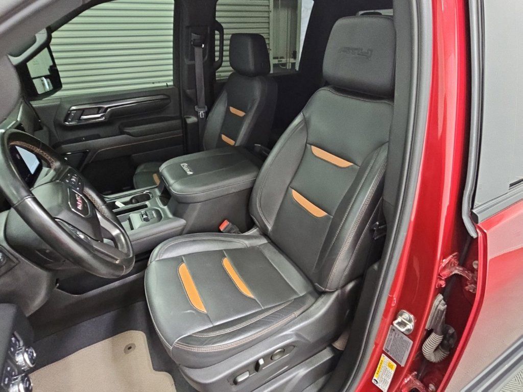 Used 2024 GMC Sierra 2500 AT4 w/ AT4 Premium Plus Package AWD/4WD image 30