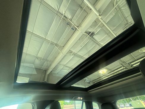 Used 2025 MAZDA CX-50 2.5 Hybrid w/ Premium Plus Pkg image 31