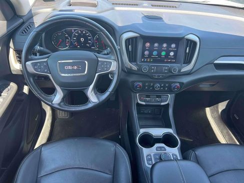 Used 2022 GMC Terrain Denali w/ Denali Premium Package AWD/4WD image 13