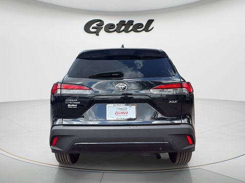 Used 2023 Toyota Corolla Cross XLE FWD image 6