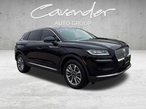 Used 2023 Lincoln Nautilus Reserve w/ Luxury Package AWD/4WD image 2