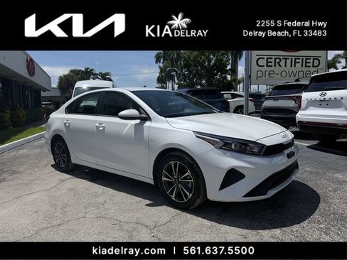 Certified 2024 Kia Forte LXS FWD image 1