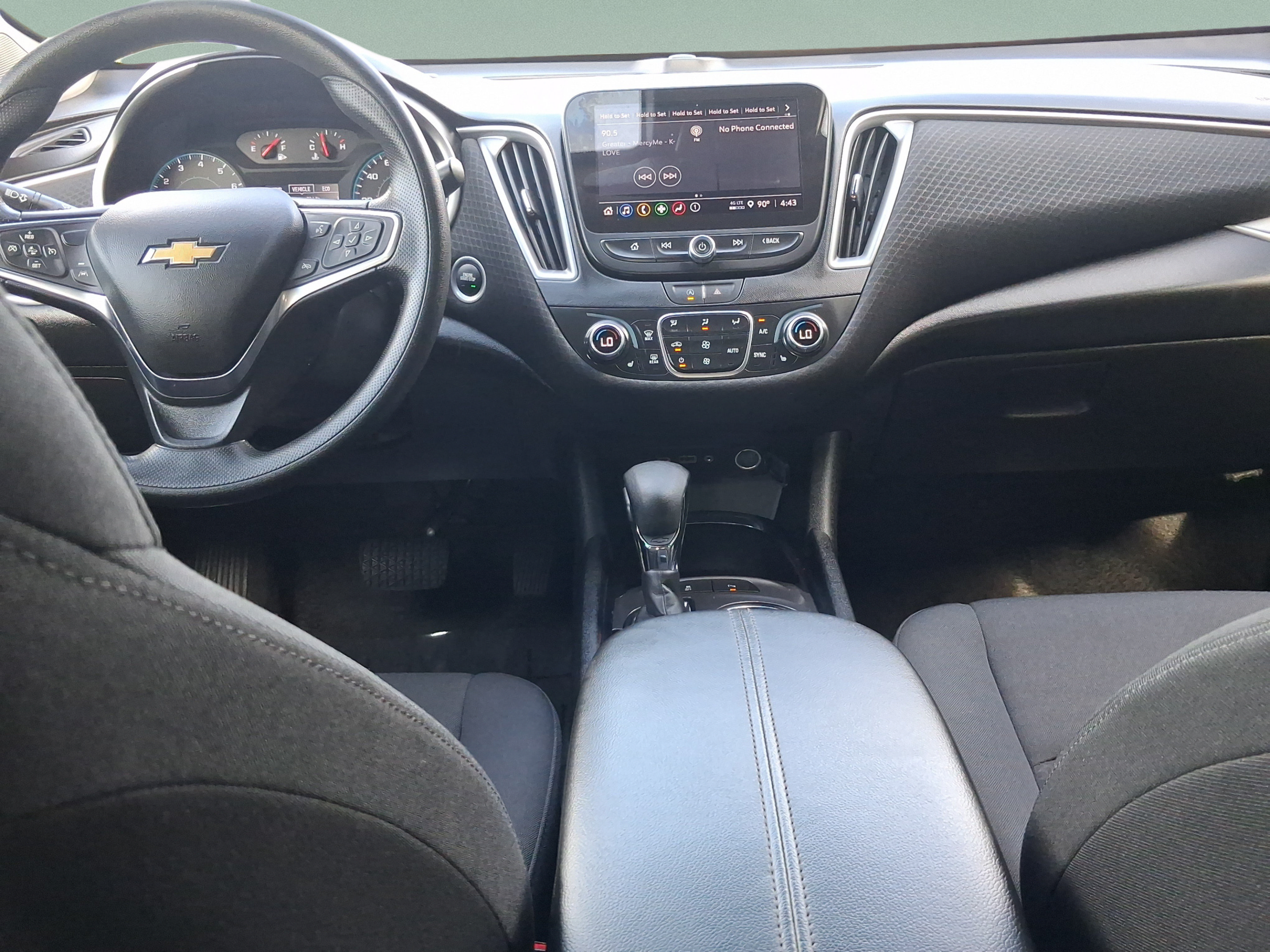 Used 2025 Chevrolet Malibu LT FWD image 15