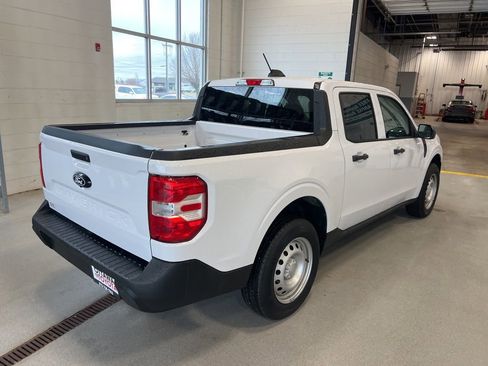 Used 2025 Ford Maverick XL w/ Equipment Group 102A image 3